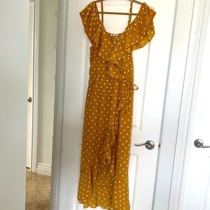 Off shoulder summer dress